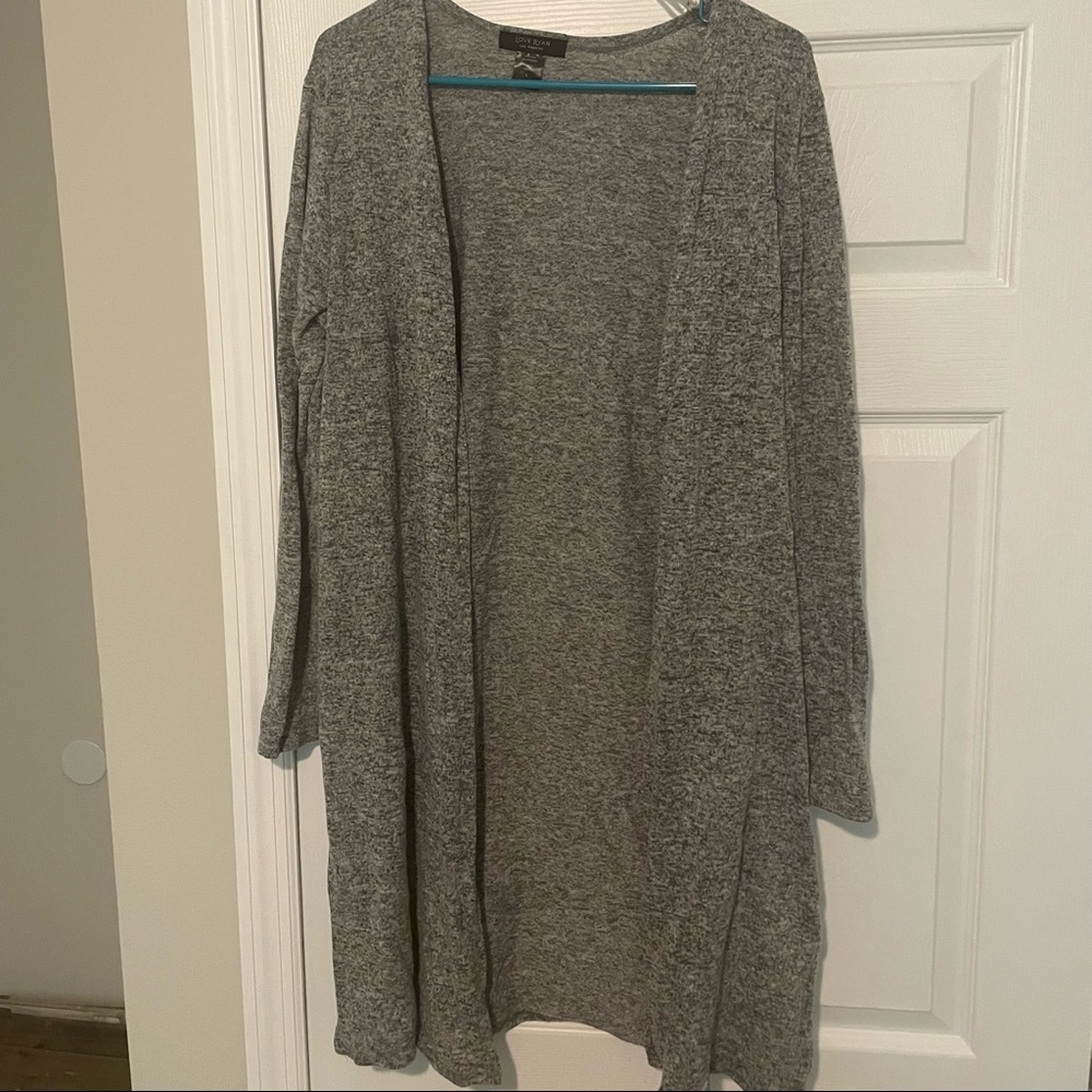 Love Ryan Los Angeles cardigan. Size medium